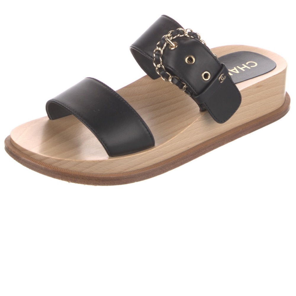 CHANEL Black Leather Sandals - Picture 3 of 11